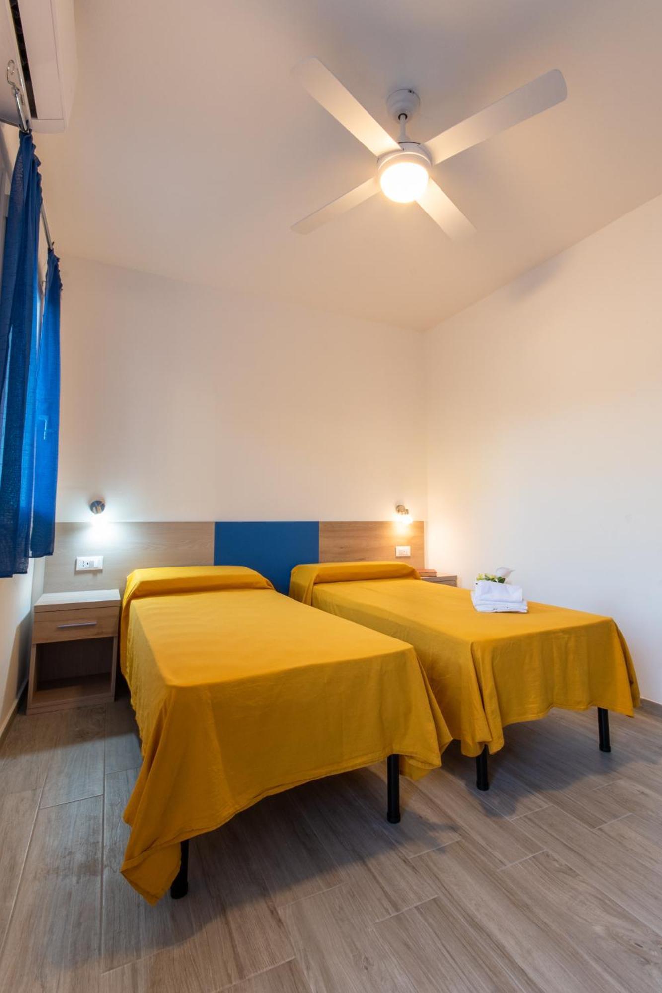 Bed & Blu Hotell La Caletta Eksteriør bilde