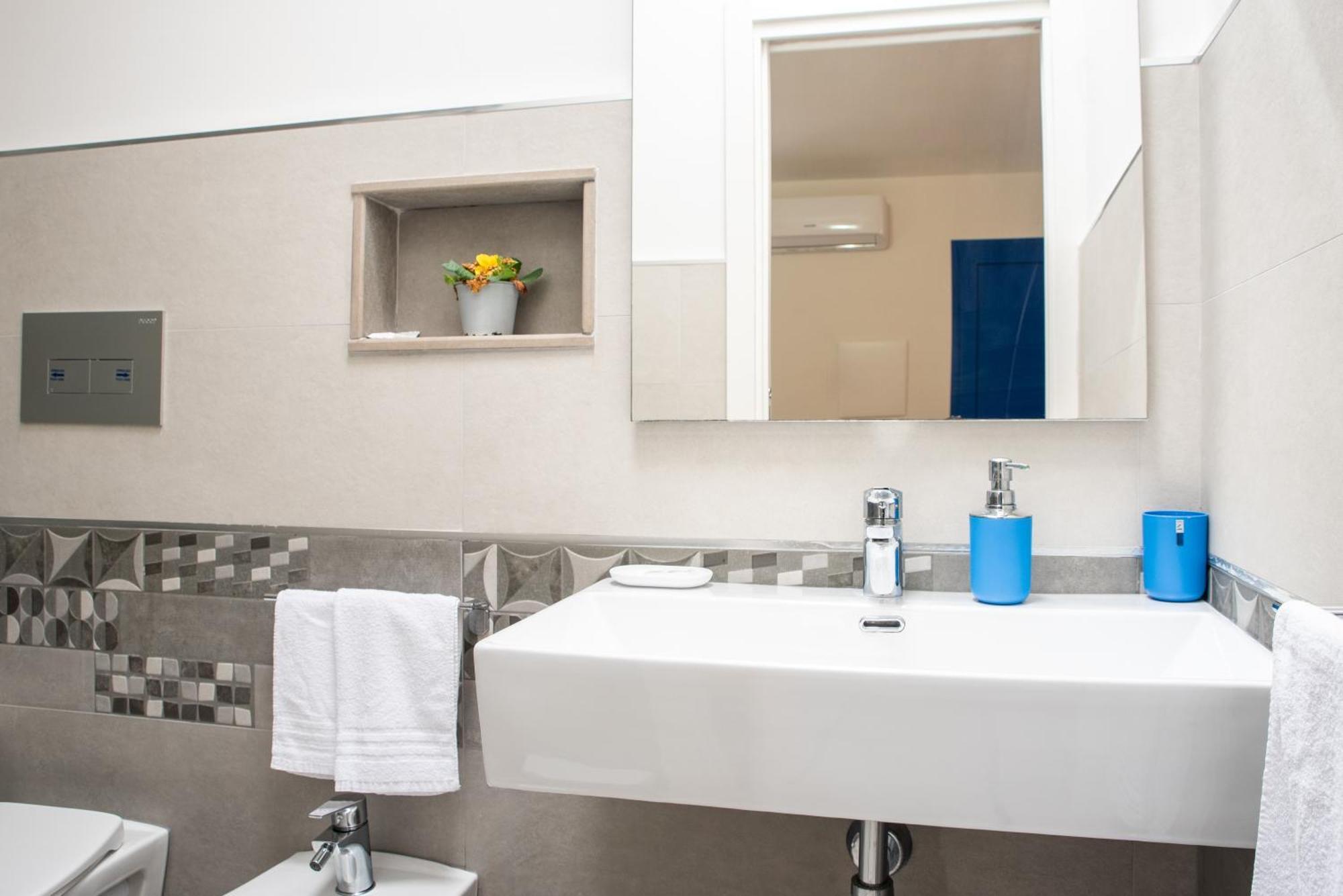 Bed & Blu Hotell La Caletta Eksteriør bilde
